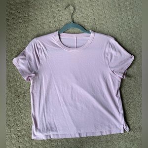 Size 6 Lululemon Cropped T